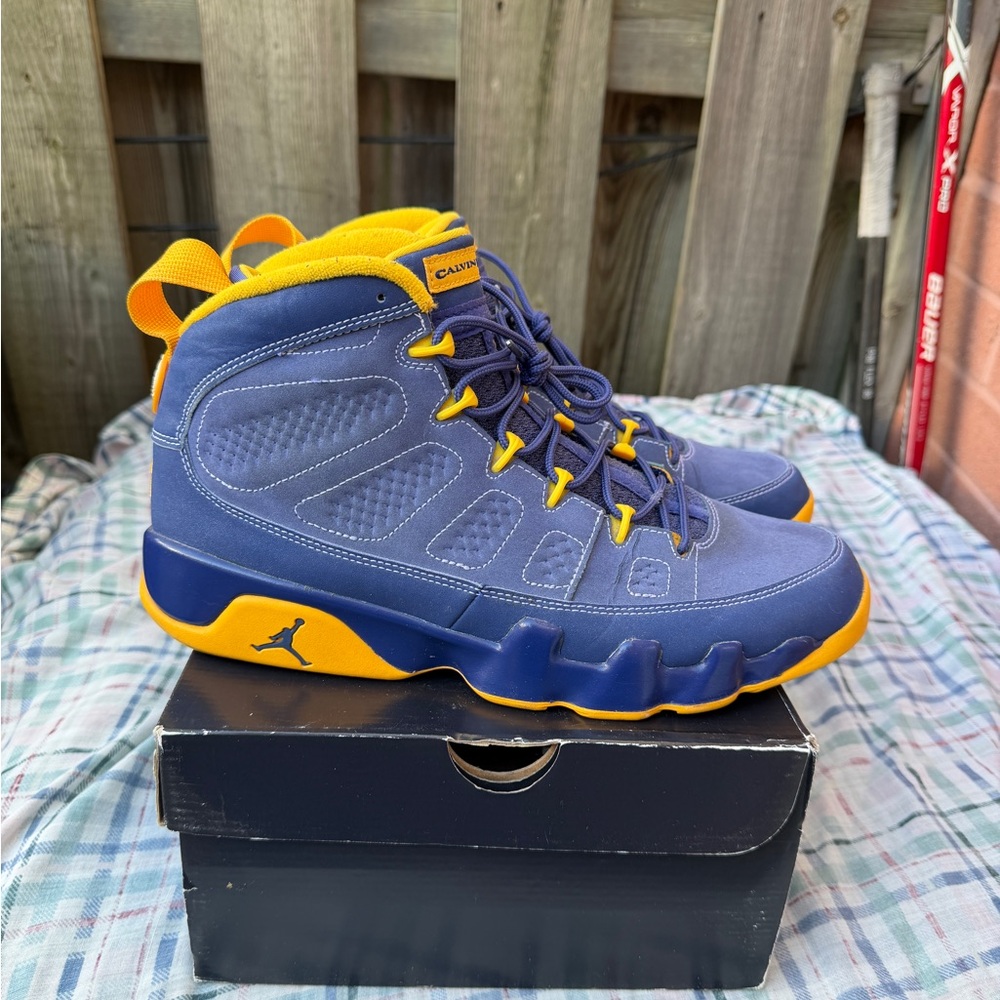 Jordan 9 Retro Calvin Bailey
Size 10.5